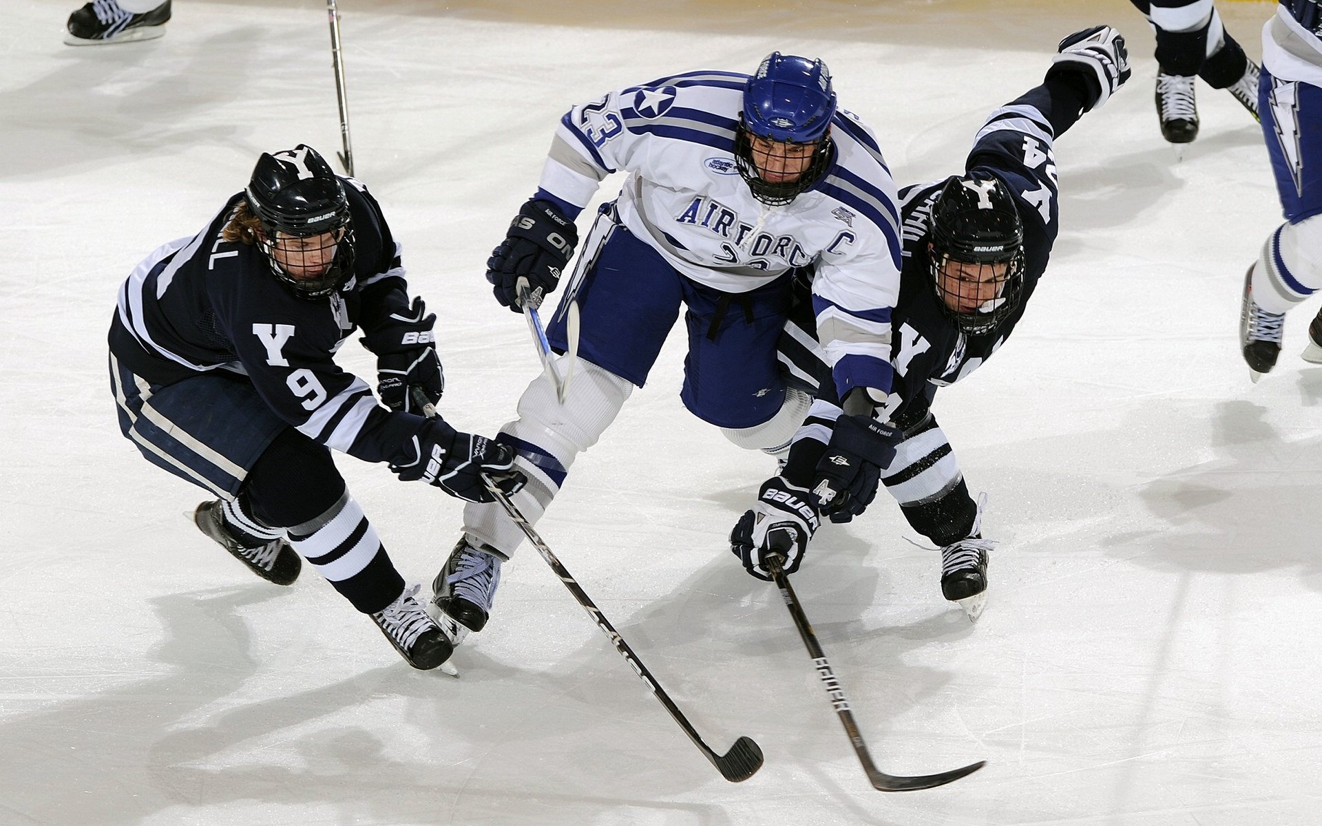 世界青年轮滑锦标赛中国队展现风采，世界轮滑大赛