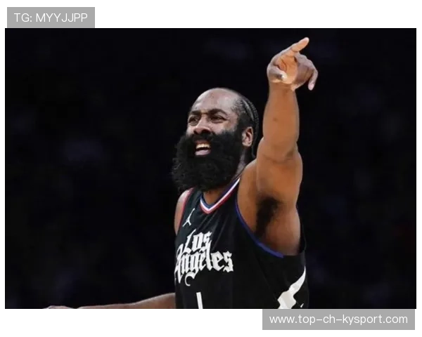 哈登连续关键传球，76人攻守两端俱佳