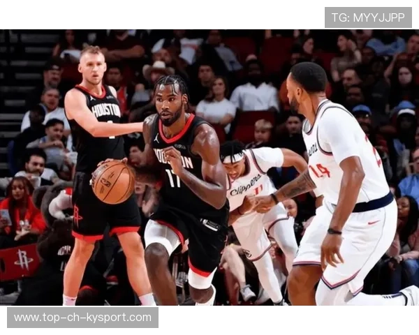 快船战术执行度高赢得教练肯定 快船战术执行度高赢得教练肯定